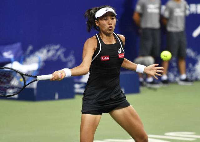 而选手们面 而选手们面