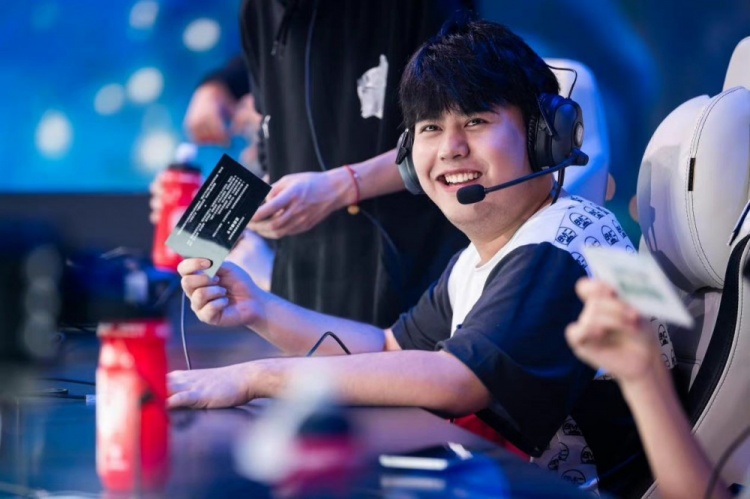 连场当选，索博当选与阿森纳一役利物浦队内最佳球员