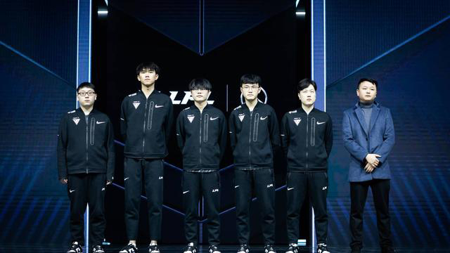 了极大的便 了极大的便