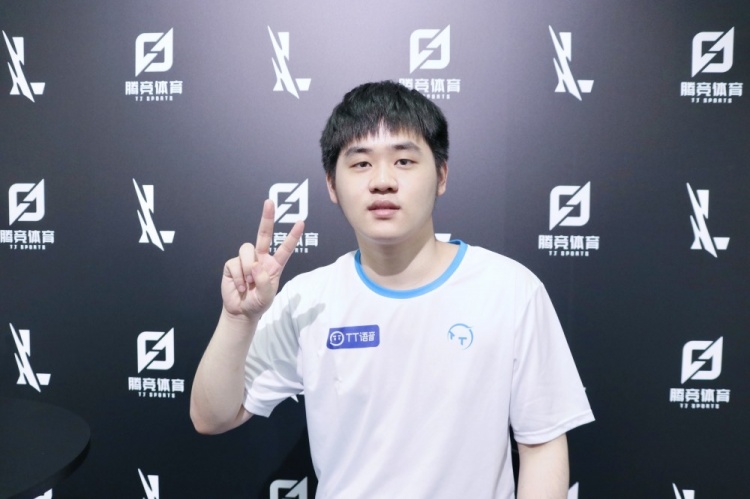 提前为榜首 提前为榜首